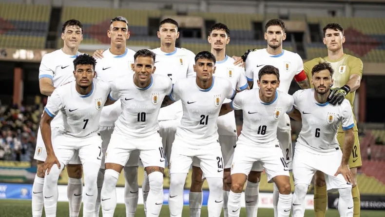 Uruguay 2-1 Uzbekistán: los autores de los goles de la Celeste, que cerró la fecha FIFA con otra victoria en Malasia