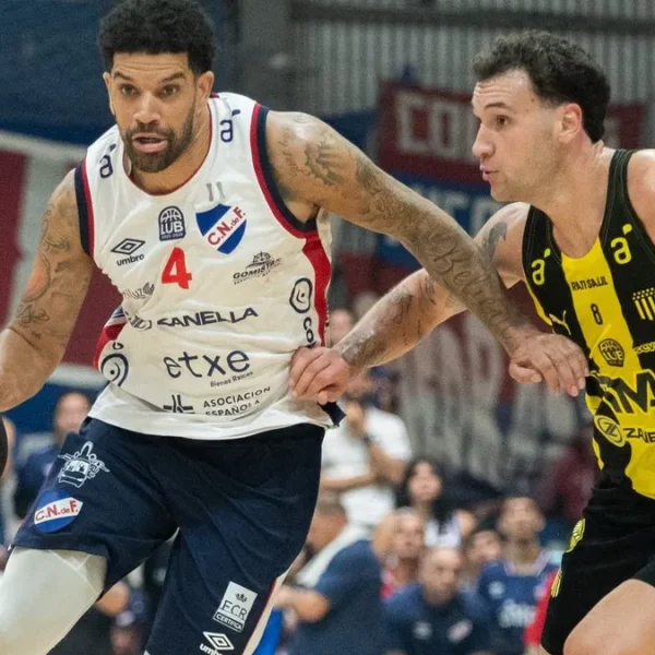 🏀La comida, se sirve a domicilio, otra vez Peñarol volvió a ganar en un partido infartante hasta el pitazo final. Después volvió la violencia, a un dirigente de Peñarol le pegaron unos nabos y cobardes, donde traerá sanción y de esto estoy en contra de quita de puntos…!