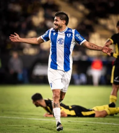 ⚽💛🖤 Que oportunidad te perdiste Peñarol…Aguirre seguirá con esa espalda que dicen que tiene, un desastre Peñarol, un primer tiempo para el olvido, el adiós al Torneo Apertura…