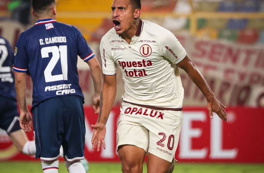 ⚽NACIONAL SE COMIO 4 CON “CREMA” En el estadio Monumental de Ate por la jornada 3 del Grupo B de la Copa Libertadores Triunfo y pico de Universitario frente a Nacional por 4-2 .