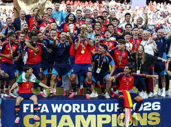 ⚽España se proclamó campeona de la Copa del Mundo 2026 al derrotar a Argentina 1-0 en la prórroga. SEGUNDA ESTRELLA Y OLÉ !!! hay joda en esta final con la FIFA…