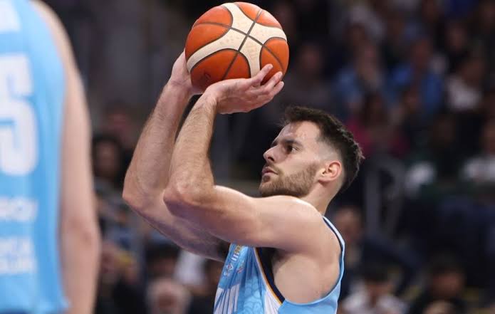 Bahamas derrotó a Uruguay 103-94 en el Antel Arena de Montevideo por la primera fecha de la segunda fase de las Eliminatorias para el Mundial de Básquetbol de Catar 2027.