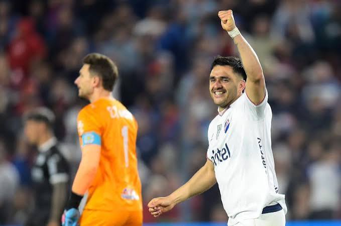 Carreño le cambio la cara a estos jugadores, fue así que…Nacional le gano 2-0 Montevideo City Torque, gran triunfo Tricolor que jugó con dientes apretados, buen fútbol y se impuso con goles de Tomás Viera y Maxi Gómez…